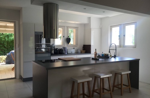 Eyragues Other | Saint-Rémy-de-Provence, 4 kms, mas very quiet, walk to the center