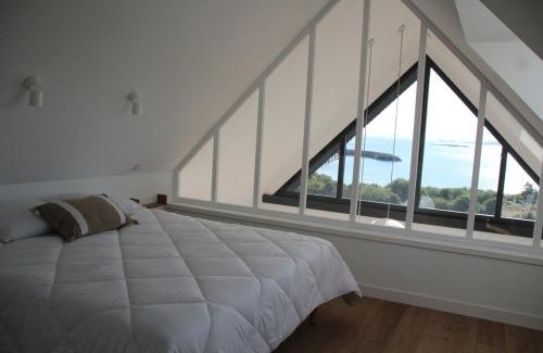 La Celle-sous-Gouzon House | Sainte Lucie - vue mer et jardin