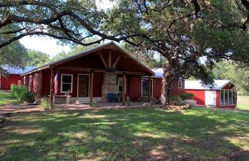 Salado House | Salado Cottage Retreat near Downtown
