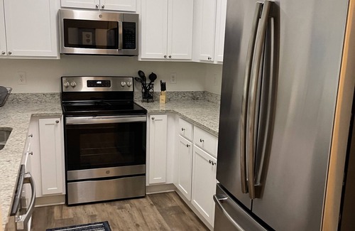 Gulf Shores Condo | SALE 10% OFF 3 nights or more. Enjoy Gulf Shores in comfort and convenience!