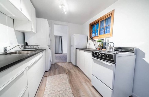 Estes Park Apartment | SALE! Views & wildlife, walk to Park