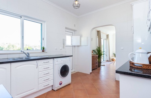 Figueira Villa | Salema Family Home with unique valley views