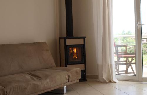 Megalopolis Apartment | Salesi