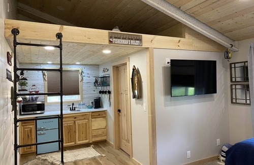 Funny River Apartment | Salmon Cove at Catch’em AK