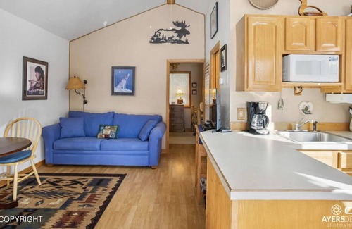 Sterling Cabin | Salmon Roe Cabin/Kenai River