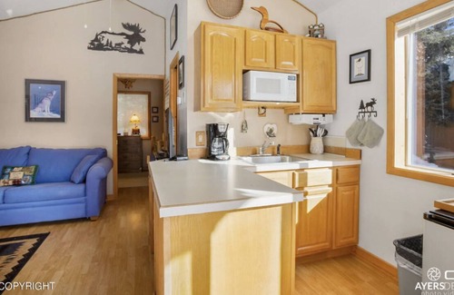 Sterling Cabin | Salmon Roe Cabin/Kenai River