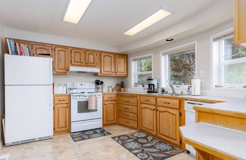 Ketchikan House | Salmon Run Vacation Rental!