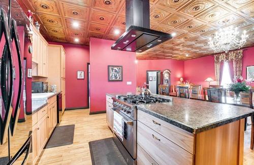 Prosser Apartment | Saloon-Style Prosser Loft in WA Wine Country!