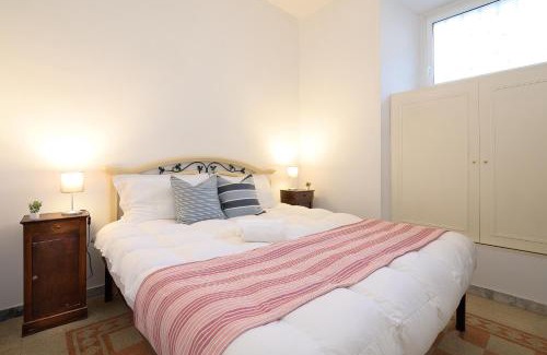 Quartiere III Pinciano Apartment | Salotto19 - Villa Borghese