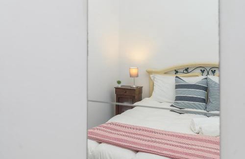 Quartiere III Pinciano Apartment | Salotto19 - Villa Borghese