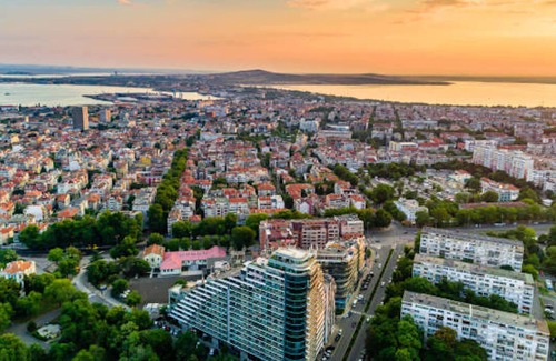 Pomorie House | Salt Lake ApartHotel