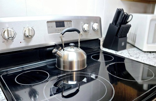 Red Boiling Springs House | Salt Lick Creek Cottage, Peaceful Countryside, Day Trip to Nashville