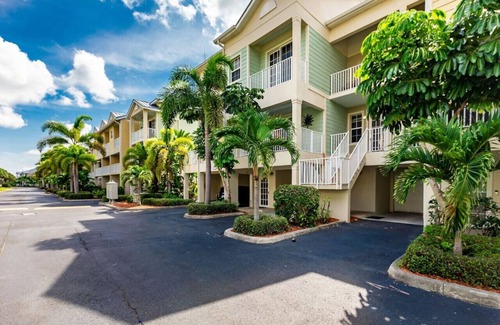Ruskin Condo | Salt Life Cottage U420 - Little Harbor Beach Resort Tampa Bay