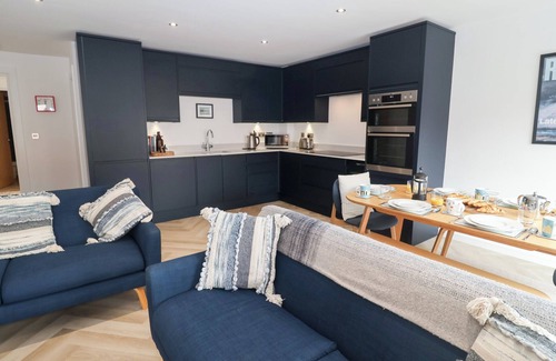 Southwold Cottage | SALT MARSH HOUSE, SOUTHWOLD, pet friendly, with a garden in Southwold