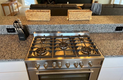 Ellsworth House | Salt Side - Salt Side