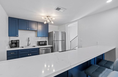 Pensacola Beach Condo | "Salt Therapy"| Pensacola Beach Access steps away! | Dog-Friendly Townhome