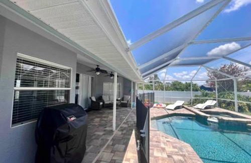 North Port House | Salt Water Pool & Spa Escape
