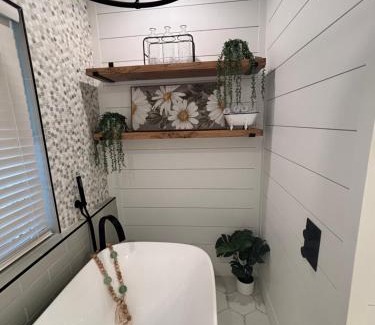 Fort Myers River District Villa | Saltwater Spa and Walk to Best Eats and Shops
