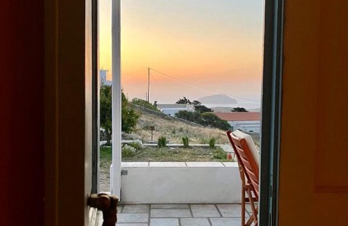 Serifos House | Salty Edge Holiday Home