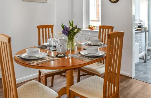 Gorleston-on-Sea House | Salty Paws