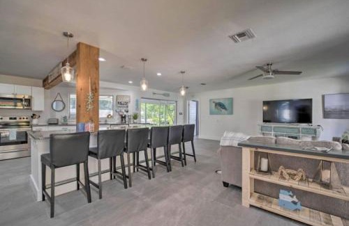 Crystal River House | Salty Seahorse in Crystal River Canal Front