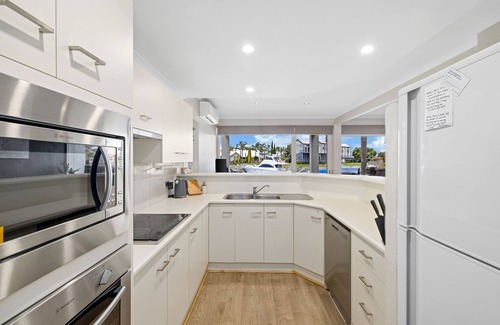 Port Lincoln House | Salty Views