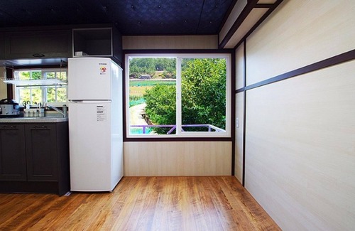Samcheok House | Samcheok Supsokbada Pension
