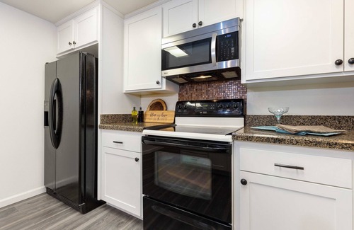 Rancho Bernardo House | San Diego 4-Bedroom Home with POOL and Jacuzzi