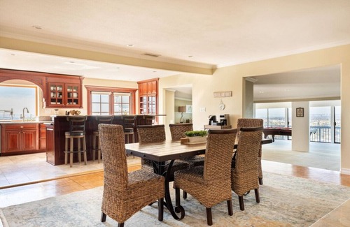 La Mesa House | San Diego Dream Home, Amazing View, Pool and more!