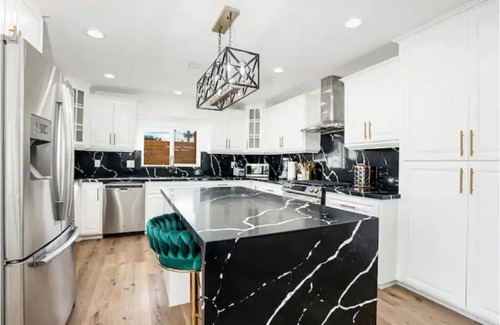 La Mesa House | San Diego Luxury Home w/Heated Pool and Spa!