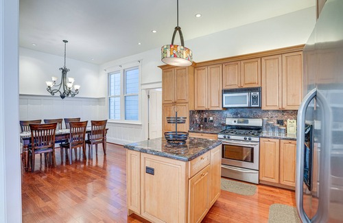 Noe Valley House | San Francisco Home w/Hot Tub ~ 2 Mi to Downtown!