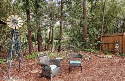 Southbank House | San Marco Updated Bungalow-Minutes from Downtown