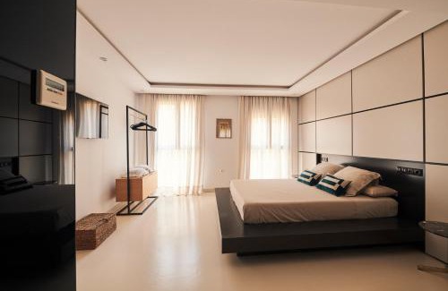 La Trinidad-San Juan y Todos los Santos House | San Nicolas Luxury Home with prívate terrace