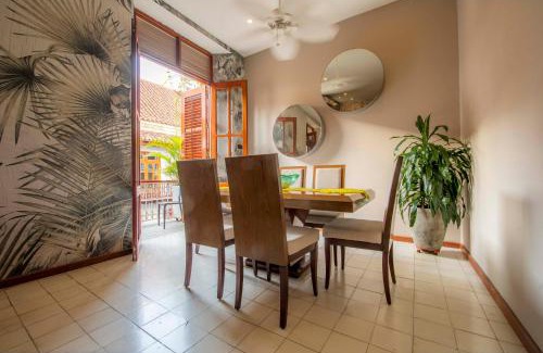 Centro Apartment | San Pedro Claver Luxury in the walled city