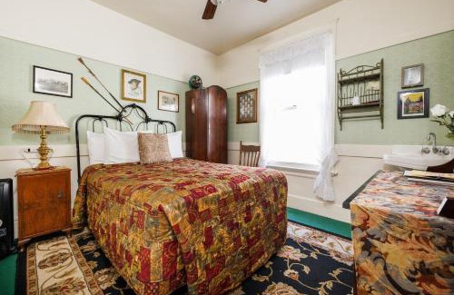 North Beach Hotel | San Remo Hotel