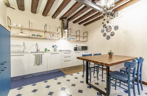 San Polo Apartment | SAN SILVESTRO HOUSE VENICE FIRST FLOOR