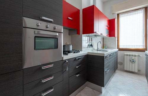 Baggio Apartment | [San Siro] Large Apartment Sleeps 6 Free Wifi Netflix