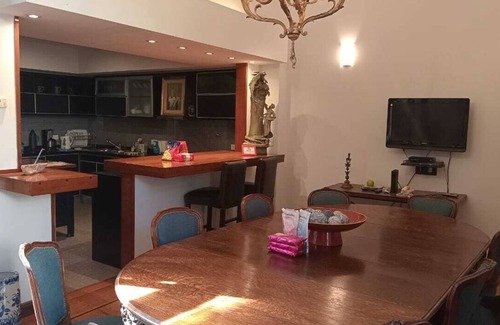 Barracas House | San Telmo Beauty, Parrilla and Pizza oven, minutes from Puerto Madero.