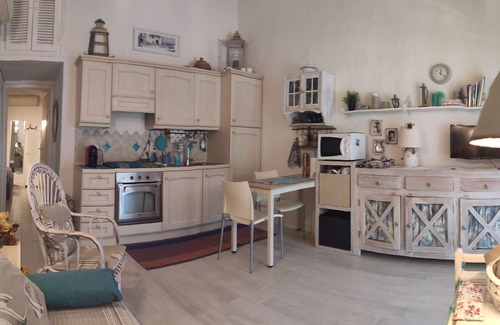 San Teodoro House | SAN TEODORO CHARMING COTTAGE WITH GARDEN IUNS0182