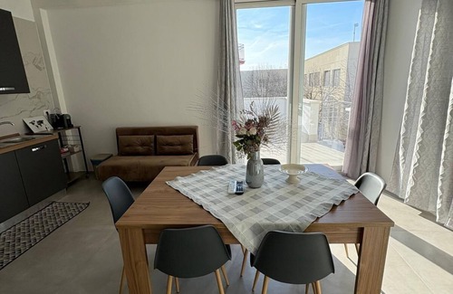 Palo del Colle House | San Vito Apartment