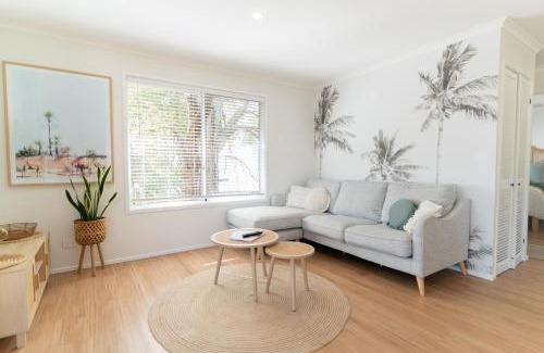 Aldinga Beach Villa | Sanbis Cabin - hidden boutique retreat, sea views