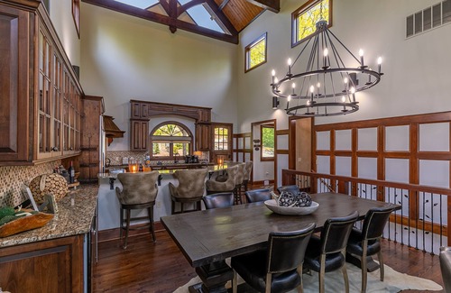 Banner Elk Cabin | Sanctuary 4bd 3 and a half bath - Luxury Eagles Nest with long views, hot tub, hiking, and more!