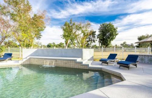 Ingleside Club House | Sanctuary on the Greens - 3-Villa Retreat with Pool