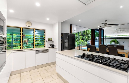 Palm Cove Hotel | Sanctuary Palm Cove