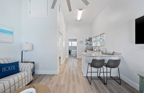 Panama City Beach Villa | SAND AND OCEAN LOVERS VACATION VILLA "B"