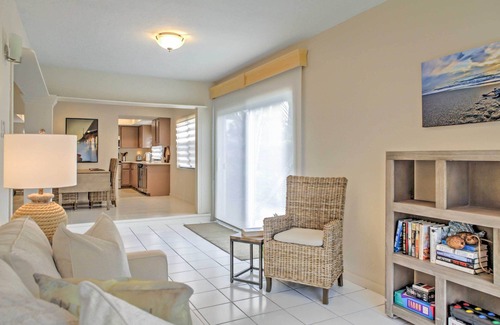 Jensen Beach House | 'Sand Dollar' Jenson Beach Home w/Pool Access!