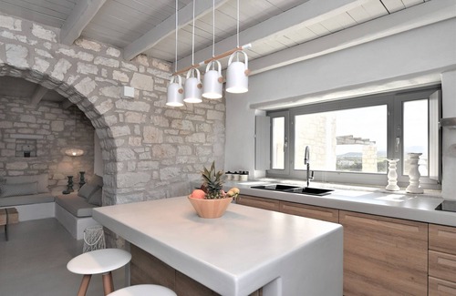 Paros House | Sand Key Villa 2 - Brand new luxury holiday residence 400m from the beach