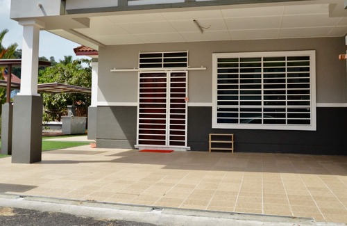 Sandakan House | Sandakan Puteri Indah House