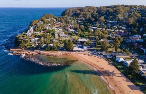 Avoca Beach House | Sandalwood