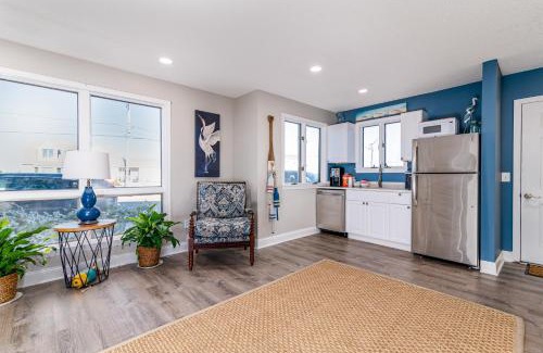 North Truro House | Sandbars Inn - Beachside Cottage
